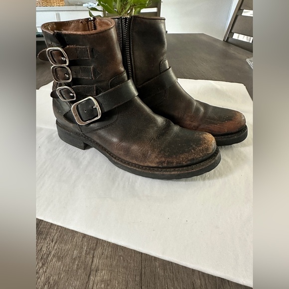 Frye Veronica Distressed boots - Picture 4 of 6